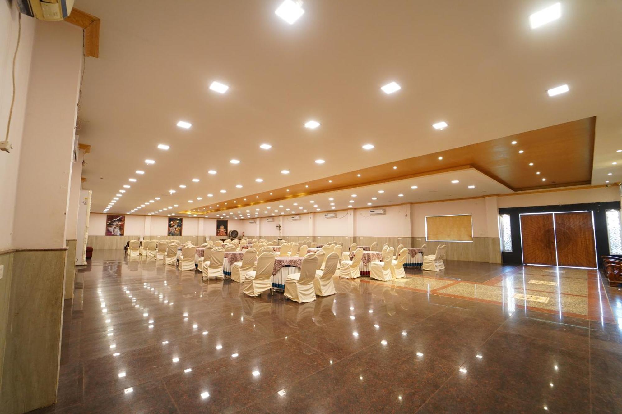 Hotel Ananta Sayana Bhubaneswar Extérieur photo